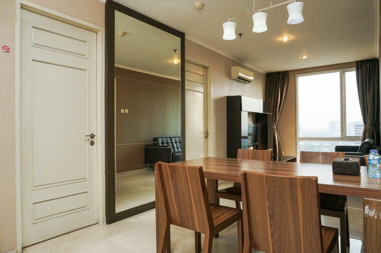 92 négyzetméteres, 3 hálószobás Apartman 2 fürdőszobával Senayan területén Jakarta Kültér fotó