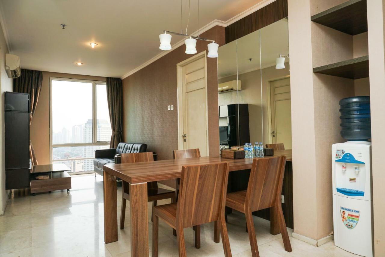 92 négyzetméteres, 3 hálószobás Apartman 2 fürdőszobával Senayan területén Jakarta Kültér fotó